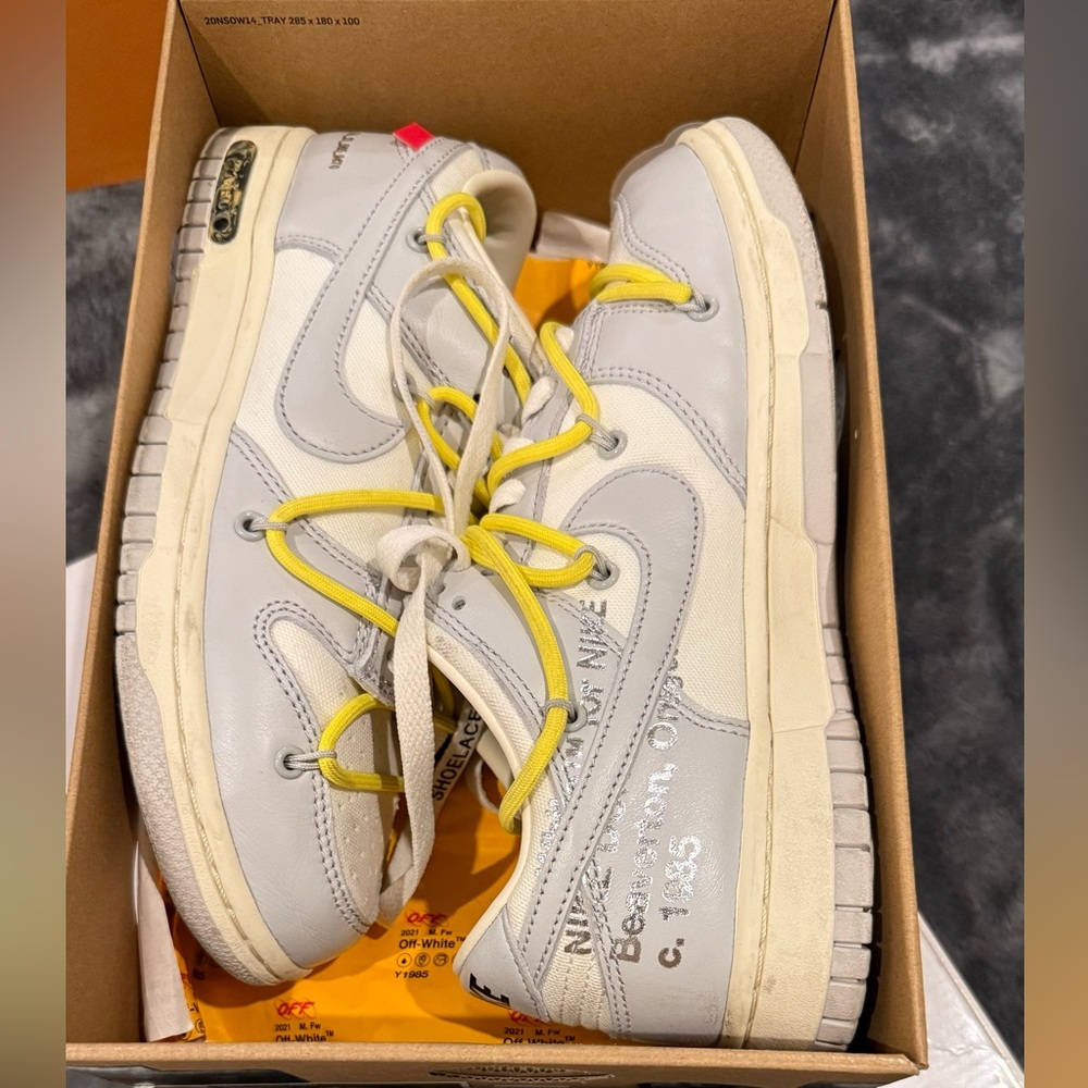 Nike Dunks Off White